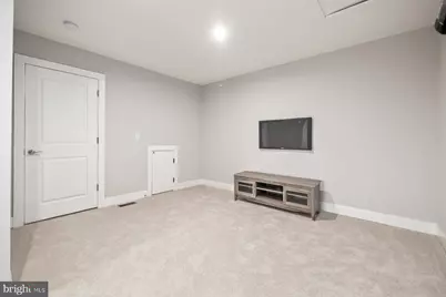 60 Riverwalk, Plainsboro Township, NJ 08536 - Photo 17