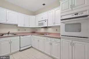 2006 Windrow Dr, Princeton, NJ 08540 - Photo 9