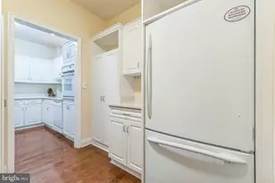 2140 Windrow Dr, Princeton, NJ 08540 - Photo 9