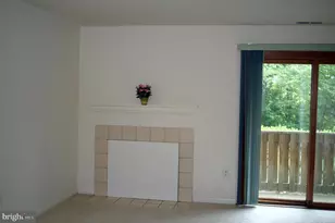 422 E Ravens Crest Dr, Plainsboro Township, NJ 08536 - Photo 3