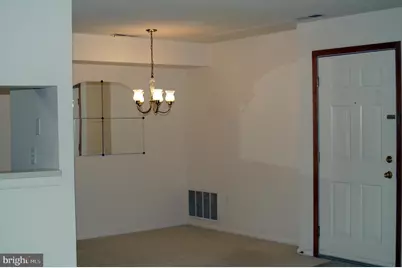 422 E Ravens Crest Drive, Plainsboro Township, NJ 08536 - Photo 5