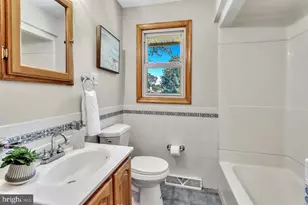 174 Hardenburg Ln, Milltown, NJ 08850 - Photo 17