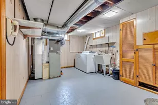 174 Hardenburg Ln, Milltown, NJ 08850 - Photo 23