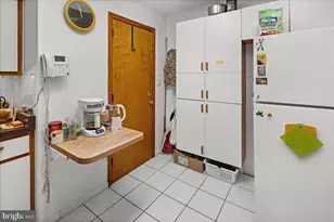 260 Friendship Rd, Cranbury Township, NJ 08512 - Photo 11