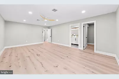 442 Dahlia Plaza, Monroe Township, NJ 08831 - Photo 13