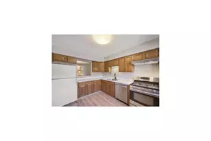 199 Hampshire Dr, Plainsboro Township, NJ 08536 - Photo 9