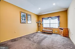 136 Birmingham Ln, Monroe Township, NJ 08831 - Photo 31