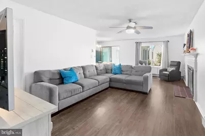 25 Pitman #B, Monroe Township, NJ 08831 - Photo 5