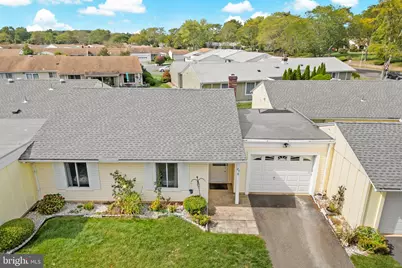 25 Pitman #B, Monroe Township, NJ 08831 - Photo 3