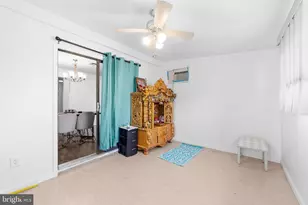 25 Pitman, Monroe Township, NJ 08831 - Photo 15