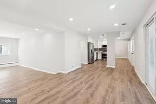 5 Waverly Dr E, Edison, NJ 08817 - Photo 13