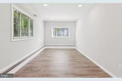 5 Waverly Drive E, Edison, NJ 08817 - Photo 11