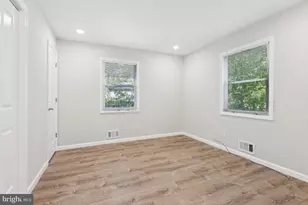 5 Waverly Dr E, Edison, NJ 08817 - Photo 15