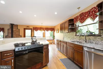 239 Mounts Mills Road, Monroe Township, NJ 08831 - Photo 31