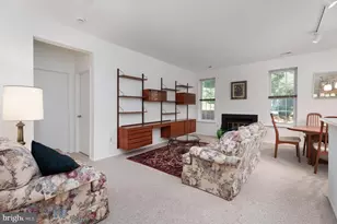 4031 Bayberry Ct, Monmouth Junction, NJ 08852 - Photo 7