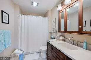 29 Liberty Dr, Dayton, NJ 08810 - Photo 33