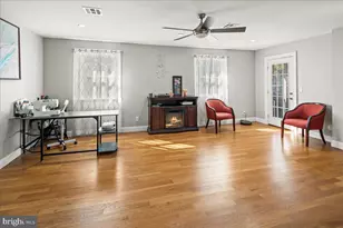 16 Emmett Ave, Perth Amboy, NJ 08861 - Photo 35