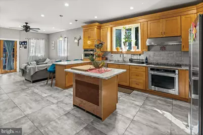 16 Emmett Avenue, Perth Amboy, NJ 08861 - Photo 21