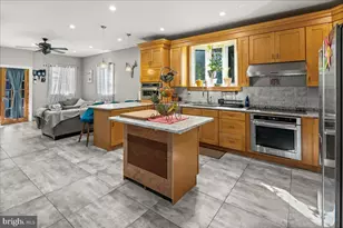 16 Emmett Ave, Perth Amboy, NJ 08861 - Photo 21