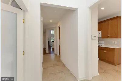 802 Schindler Drive N, Monmouth Junction, NJ 08852 - Photo 25