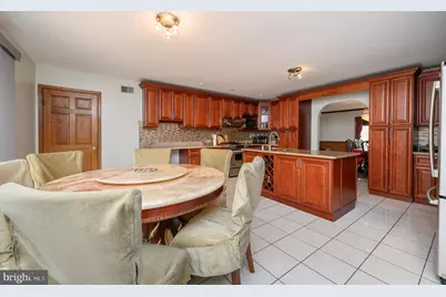 4 Drinking Brook Road, Monmouth Junction, NJ 08852 - Photo 11