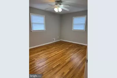 8 Reade Street, Jamesburg, NJ 08831 - Photo 5