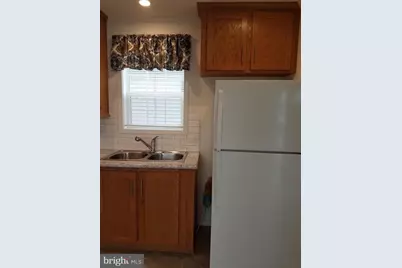 852 US Route 1 Highway N #004, Edison, NJ 08817 - Photo 11