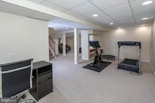 13 Setter Pl, Kendall Park, NJ 08824 - Photo 27