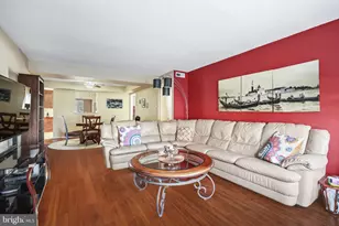 631 Madison Dr, Monroe Township, NJ 08831 - Photo 5