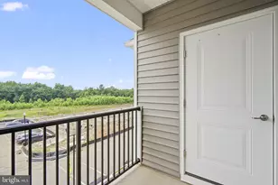 27201 Radford Ct, Monroe Township, NJ 08831 - Photo 21