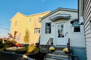 5 Wyckoffs Mills Applegarth, Monroe Township, NJ 08831 - Photo 3