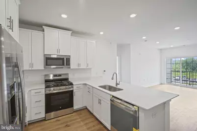 30308 Radford Court, Monroe Township, NJ 08831 - Photo 3