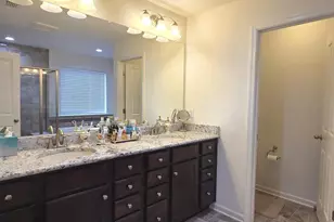 39 Periwinkle Dr, Monroe Township, NJ 08831 - Photo 11