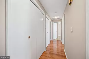 137 Plymouth Ln, Monroe Township, NJ 08831 - Photo 5