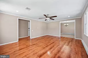 137 Plymouth Ln, Monroe Township, NJ 08831 - Photo 15