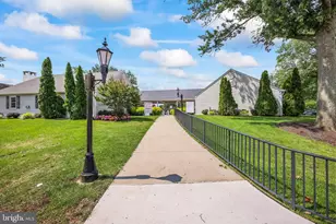 137 Plymouth Ln, Monroe Township, NJ 08831 - Photo 31