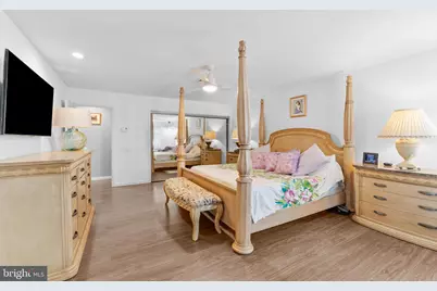 264 Glen Road, Monroe Township, NJ 08831 - Photo 17