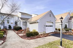 4C Rutherford Hayes Dr, Monroe Township, NJ 08831 - Photo 1