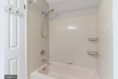 60 Hampshire Drive, Plainsboro Township, NJ 08536 - Photo 21