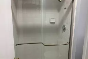 102 Riverbend Dr, North Brunswick Township, NJ 08902 - Photo 17