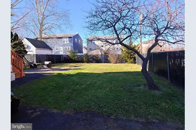 83 John, Carteret, NJ 07008 - Photo 3