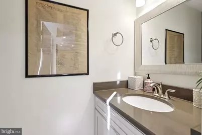 339 Constitution Circle, North Brunswick Township, NJ 08902 - Photo 5