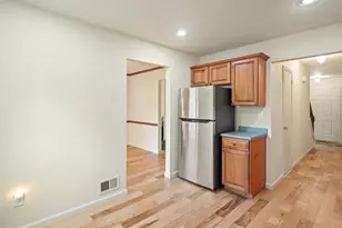 18 Pond View Dr, Plainsboro Township, NJ 08536 - Photo 11