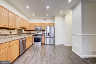 100 Forest Dr, Piscataway Township, NJ 08854 - Photo 23