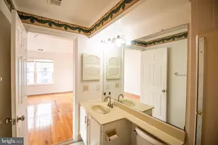 1337 Waterford Dr, Edison, NJ 08817 - Photo 25