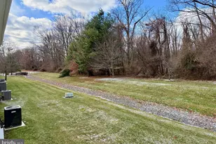 5201 Schindler Dr South S, Monmouth Junction, NJ 08852 - Photo 27