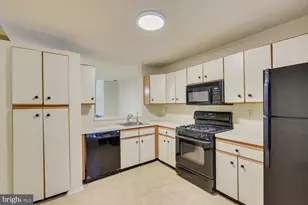 112 Appletree Ct Ct, Monmouth Junction, NJ 08852 - Photo 17