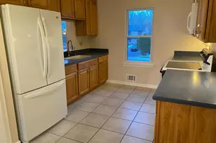 4 S Linden Ln S, Plainsboro Township, NJ 08536 - Photo 5