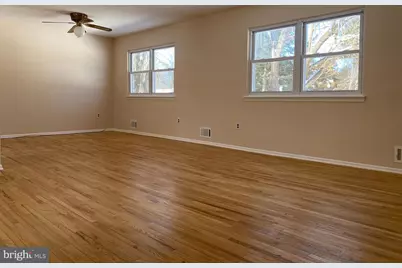 4 S Linden Lane S, Plainsboro Township, NJ 08536 - Photo 3