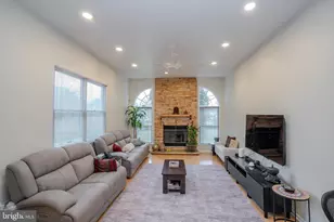 18 Lovell Dr, Plainsboro Township, NJ 08536 - Photo 5